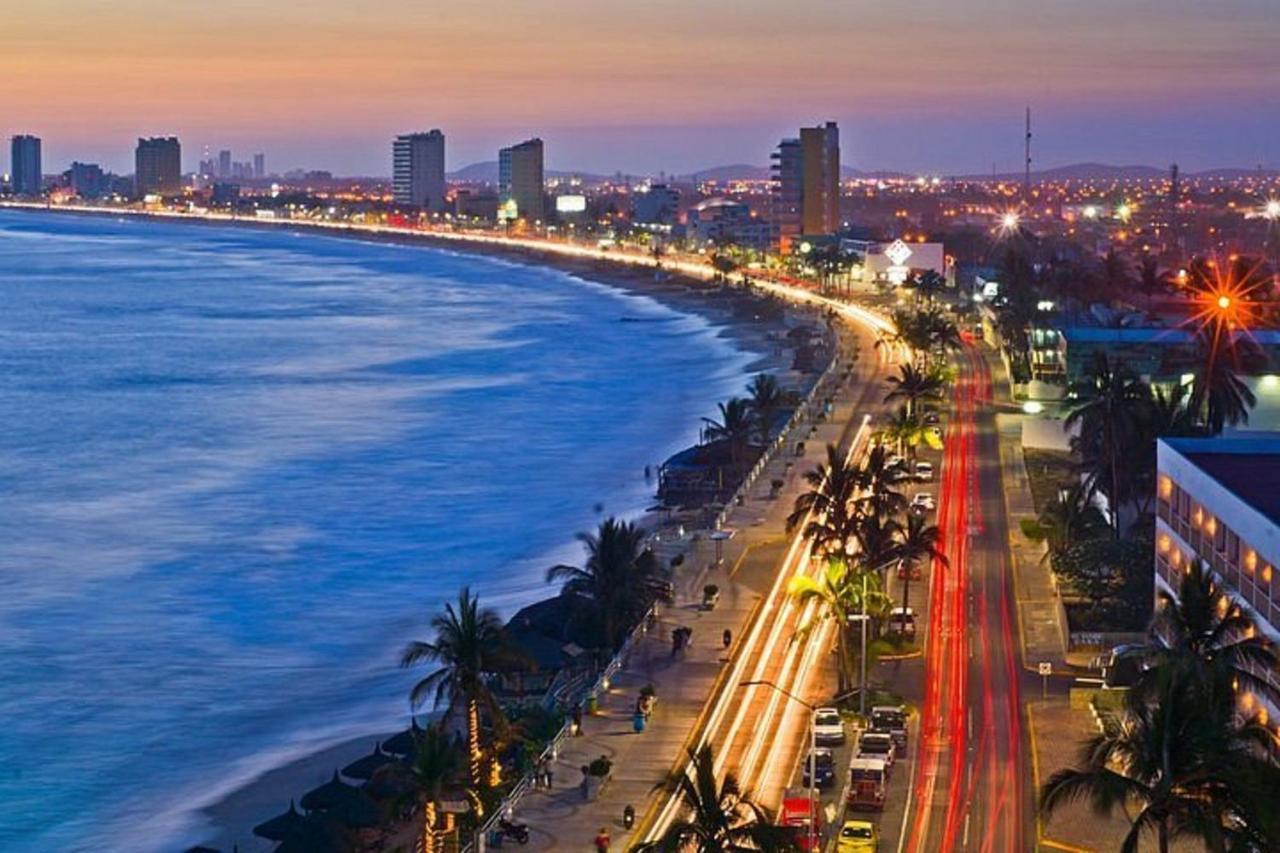 דירות Departamento En Mazatlan Frente Al Mar Y Alberca Comun. מראה חיצוני תמונה